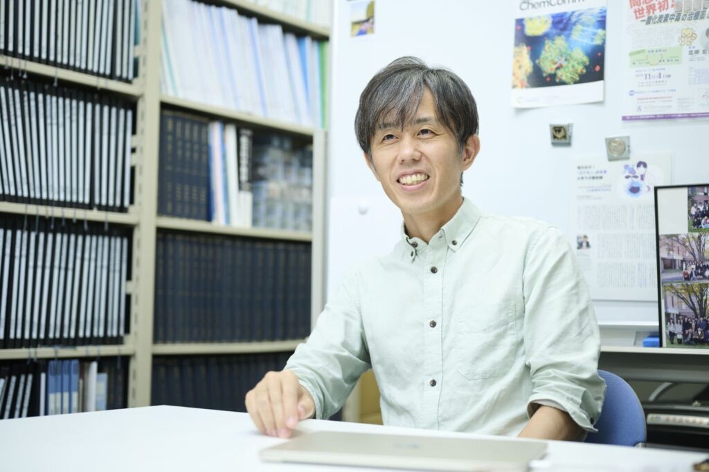 About overseas researchers